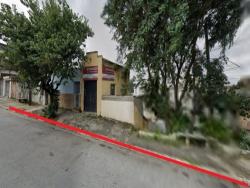 #1303 - Casa para Venda em  - 