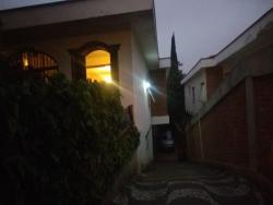 #1394 - Casa para Venda em  - 