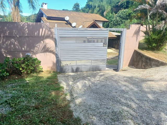 Casa para Locação em Mairiporã - 2