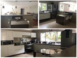 #1697 - Casa para Venda em  - 