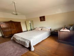 #1948 - Casa para Venda em  - 