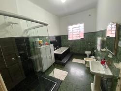 #1948 - Casa para Venda em  - 