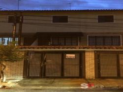 #1234 - Casa para Venda em  - 